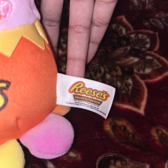 Squishmallows Reese's Pink & Orange Winking Octopus Plush - Picture 4 of 6